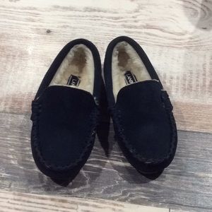 Suede/Sherpa Navy Blue Lands’end Sz 9 Infant Shoe